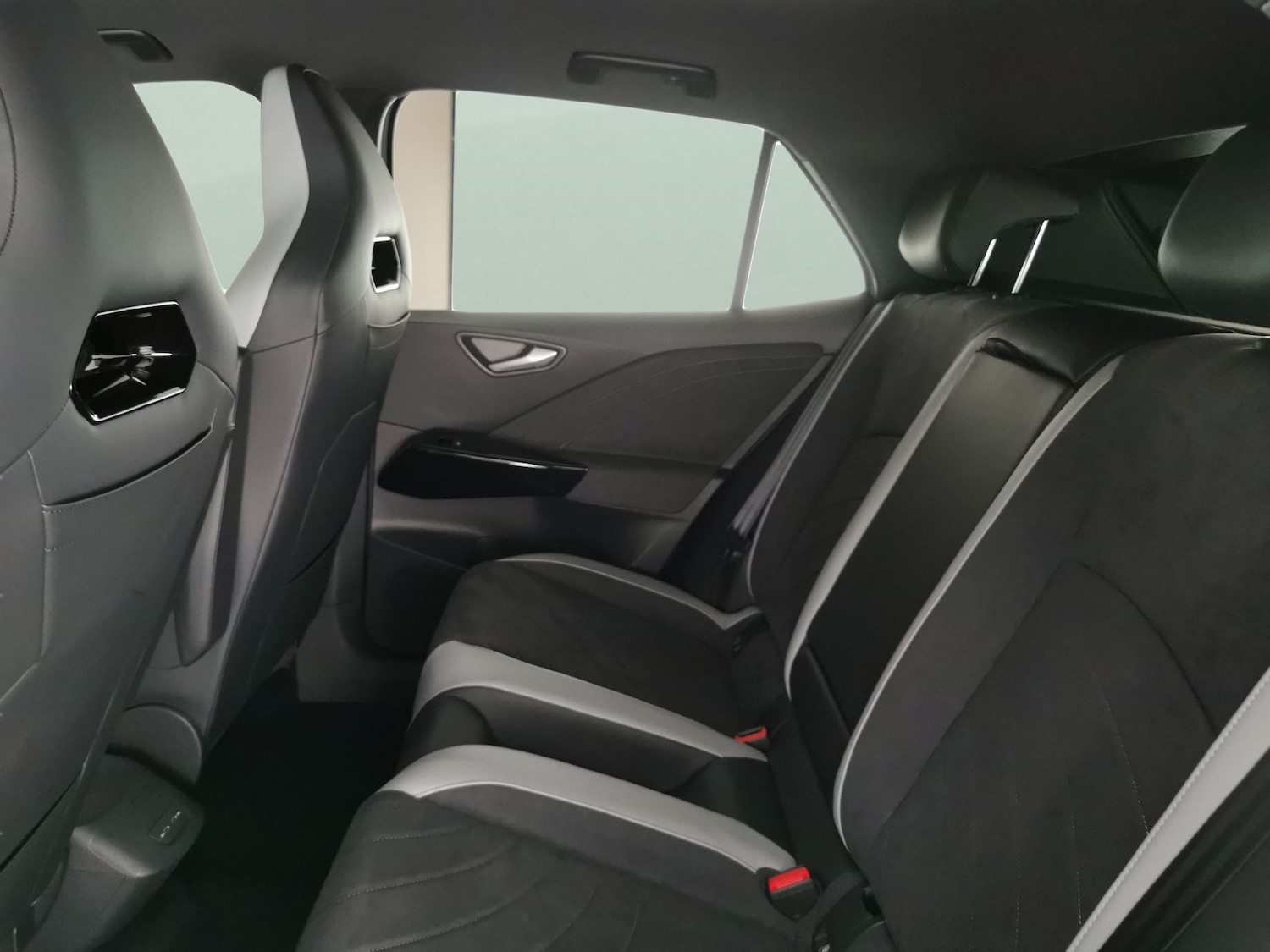 Used Volkswagen ID.3 2024 for sale - 77225598: Photo 32