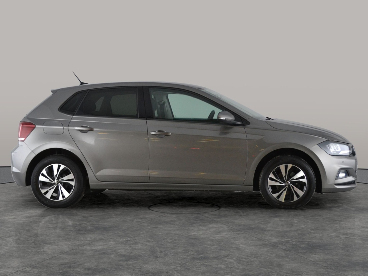 Used Volkswagen Polo 2020 for sale - 77607375: Photo 10