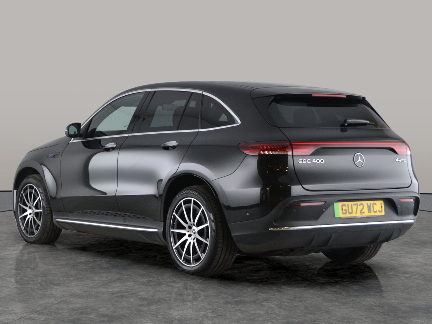 Used Mercedes-Benz EQC 2023 for sale - 77116515: Photo 9