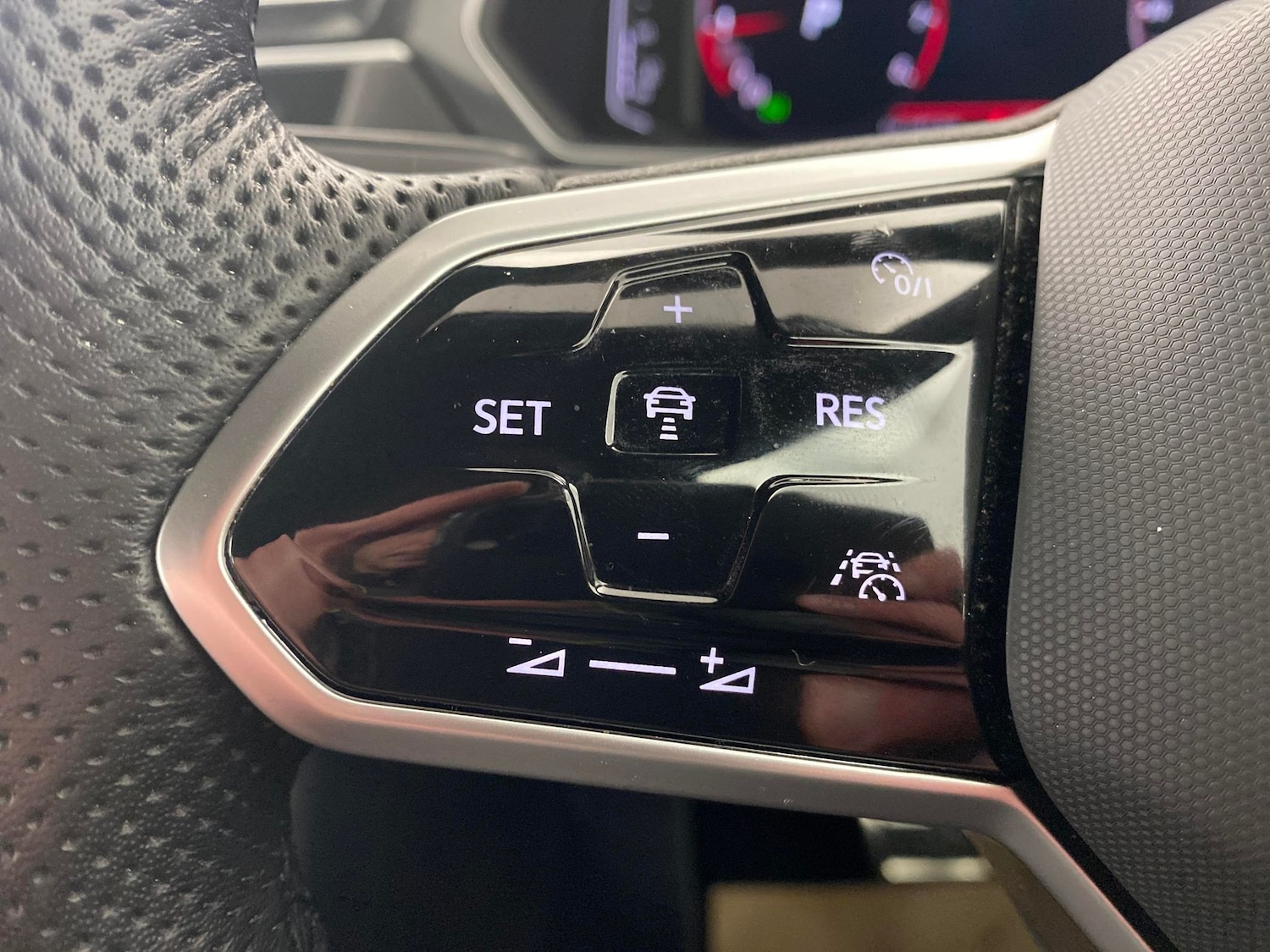 Used Volkswagen Tiguan 2023 for sale - 77293805: Photo 18