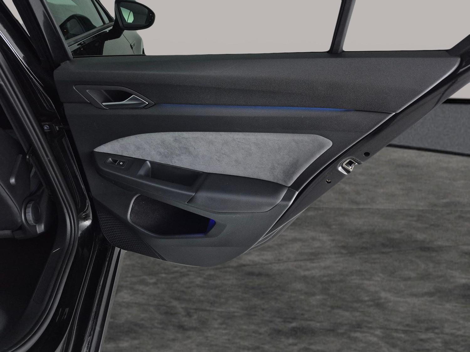 Used Volkswagen Golf 2024 for sale - 77932447: Photo 32