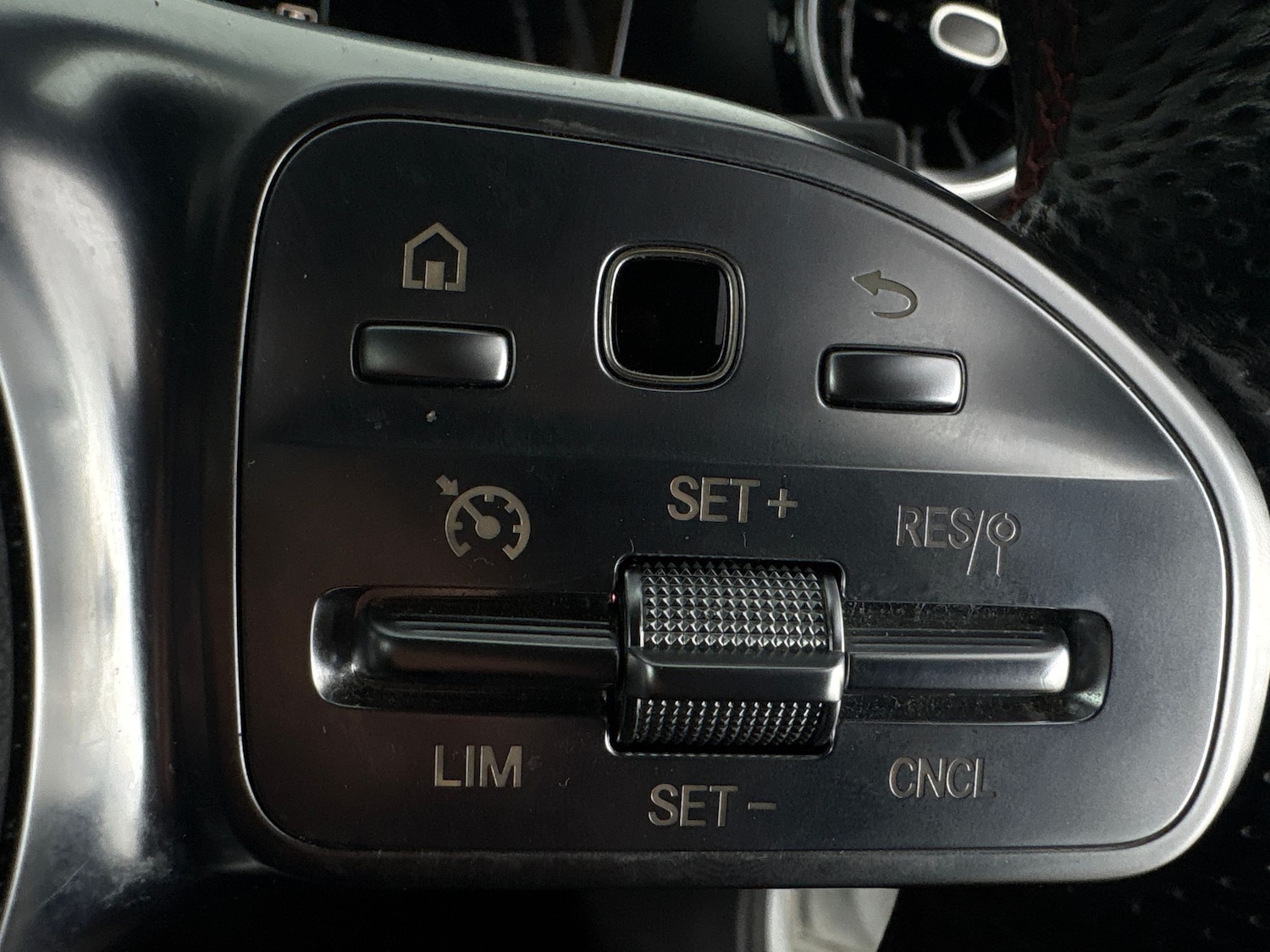 Used Mercedes-Benz A-Class 2019 for sale - 76709861: Photo 20