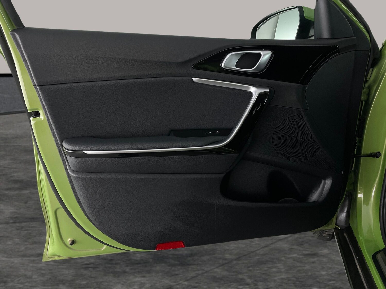 Used Kia XCeed for sale - 77916957: Photo 28