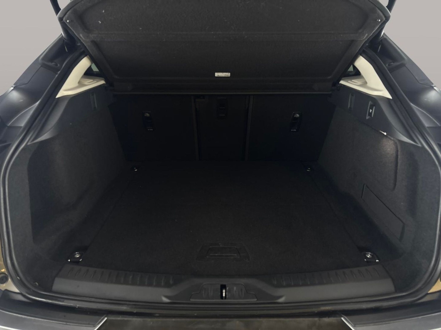 Used Jaguar I-Pace 2020 for sale - 76719874: Photo 40