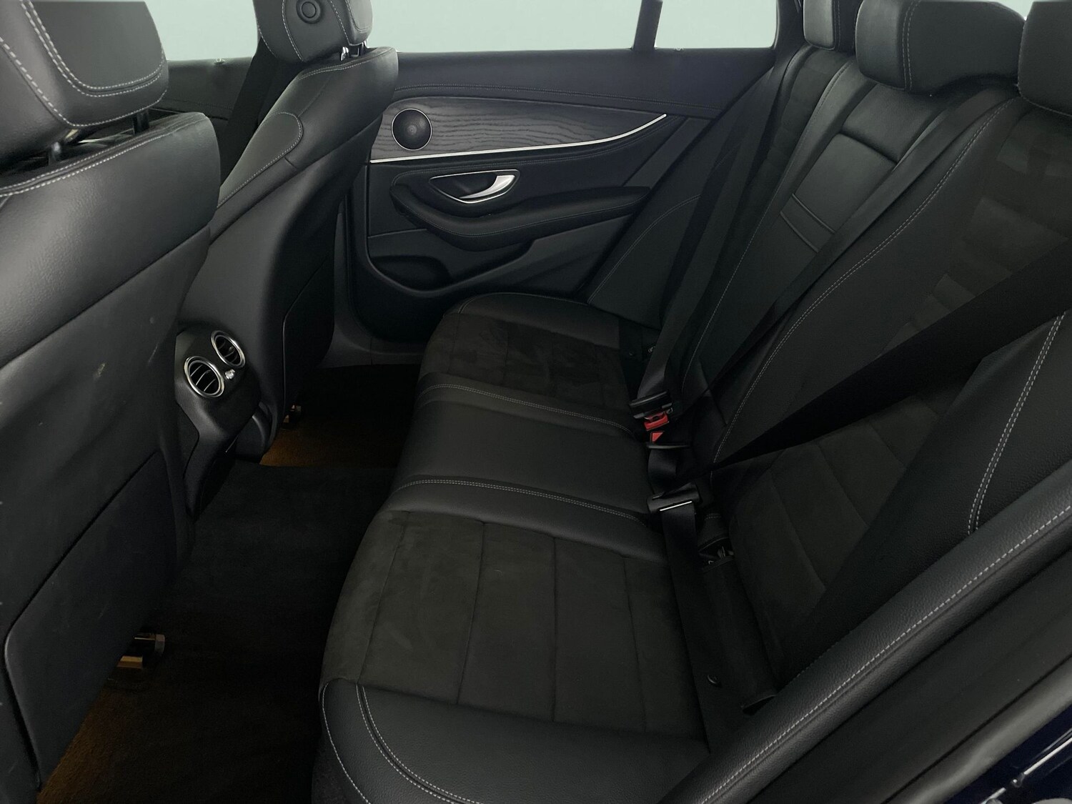 Used Mercedes-Benz E Class 2018 for sale - 77472232: Photo 29