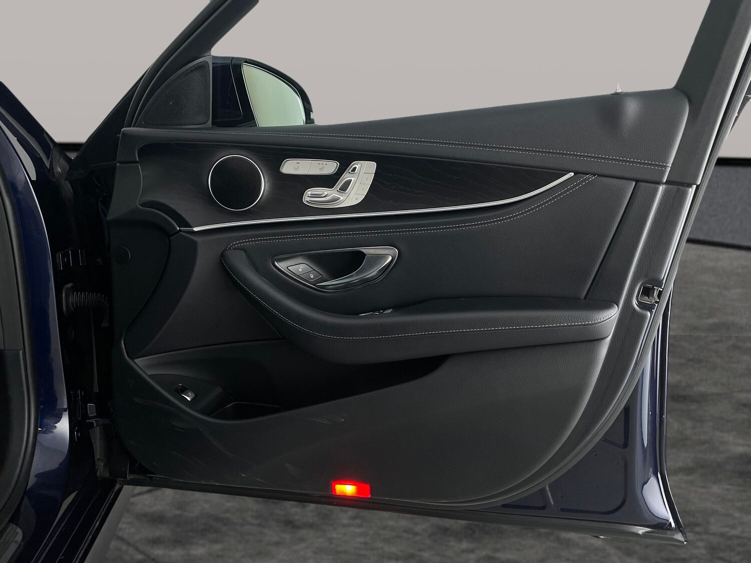 Used Mercedes-Benz E Class 2018 for sale - 77472232: Photo 33