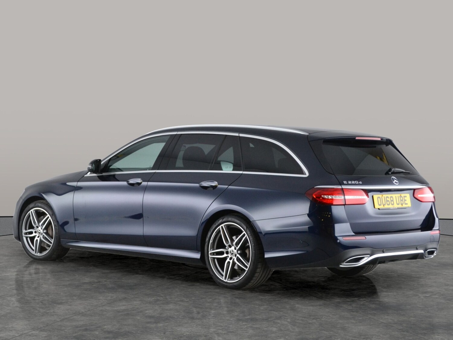 Used Mercedes-Benz E Class 2018 for sale - 77472232: Photo 9