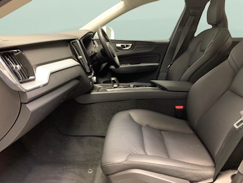 Used Volvo XC60 2021 for sale - 76271698: Photo