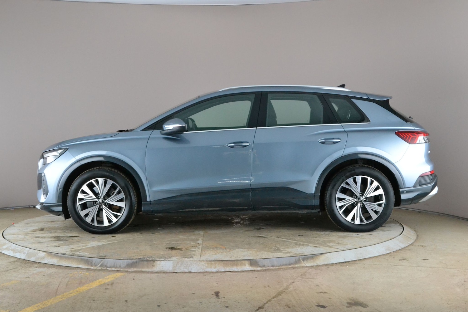 Used Audi Q4 e-tron 2023 for sale - 78095545: Photo 12