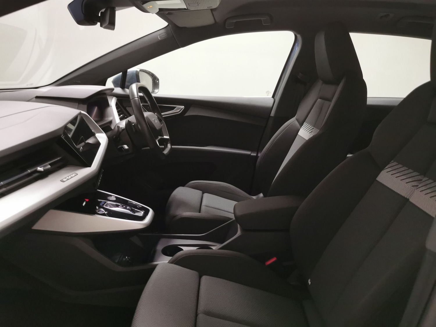 Used Audi Q4 e-tron 2023 for sale - 78095545: Photo 4