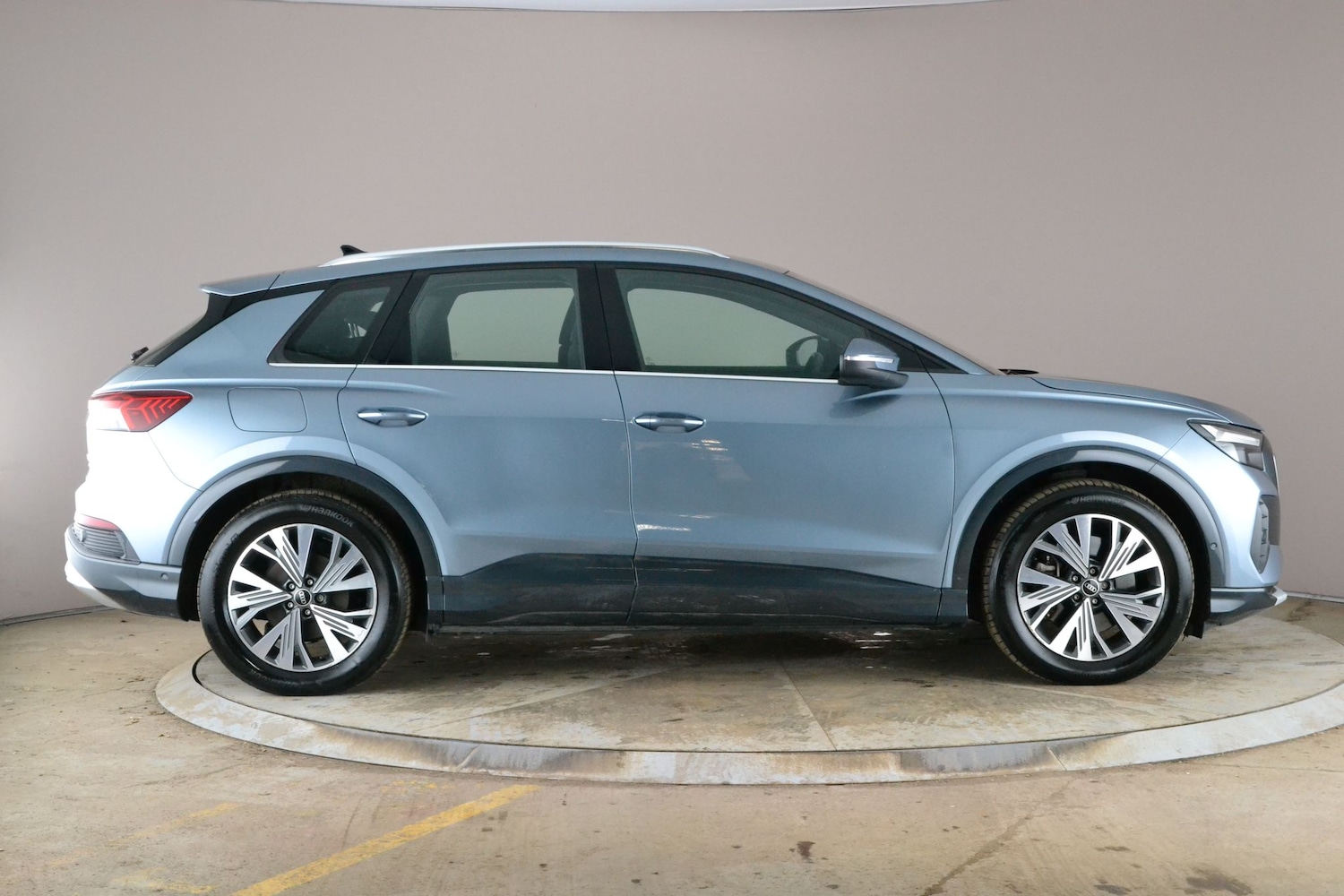 Used Audi Q4 e-tron 2023 for sale - 78095545: Photo 8