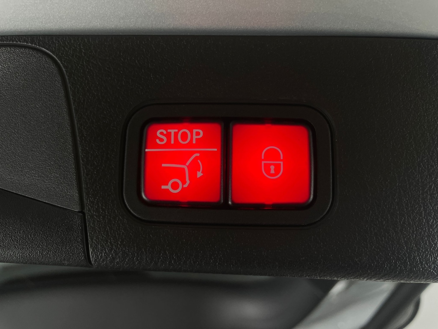 Used Mercedes-Benz EQB 2022 for sale - 77398795: Photo 15