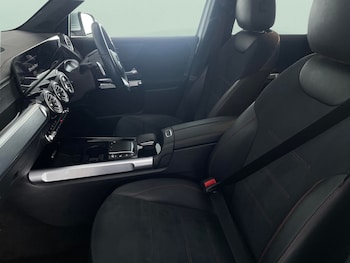 Used Mercedes-Benz EQB 2022 for sale - 77398795: Photo