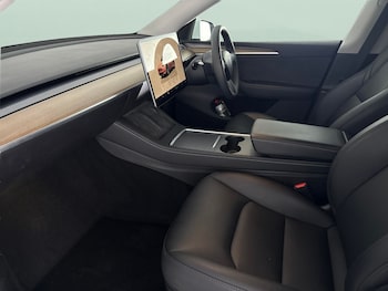Used Tesla Model Y 2024 for sale - 78780224: Photo