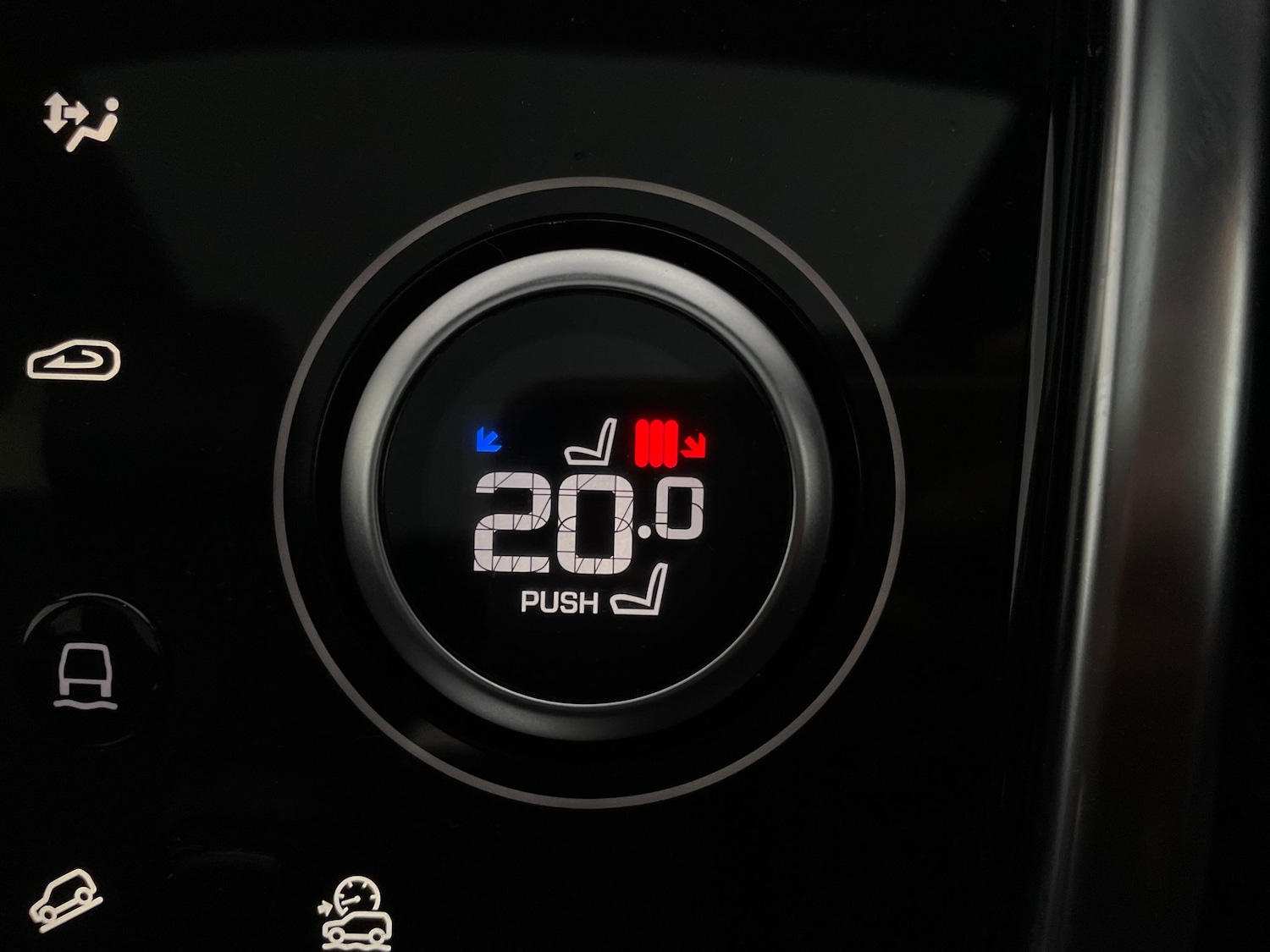 Used Land Rover Discovery Sport 2022 for sale - 76494251: Photo 26