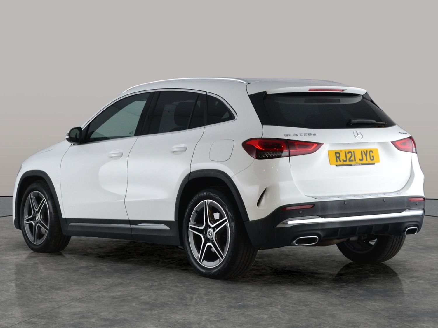 Used Mercedes-Benz GLA 2021 for sale - 76566013: Photo 8