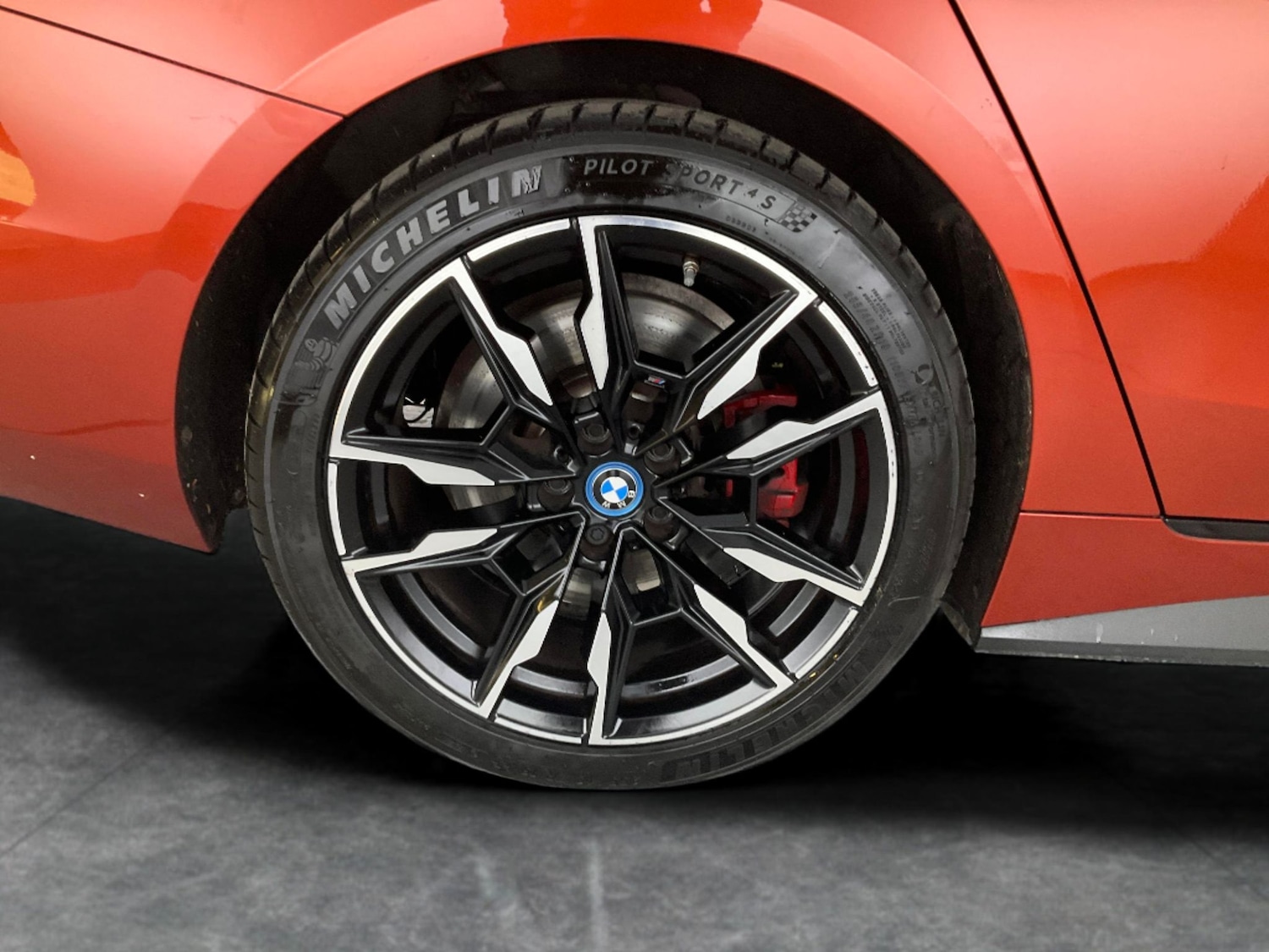 Used BMW i4 2022 for sale - 76568280: Photo 31