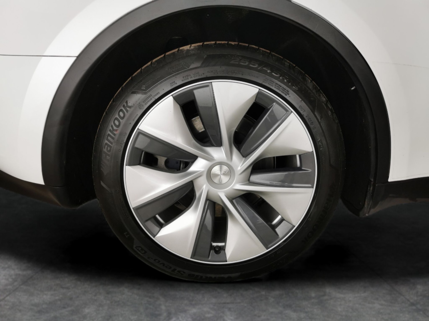 Used Tesla Model Y 2023 for sale - 78065411: Photo 28