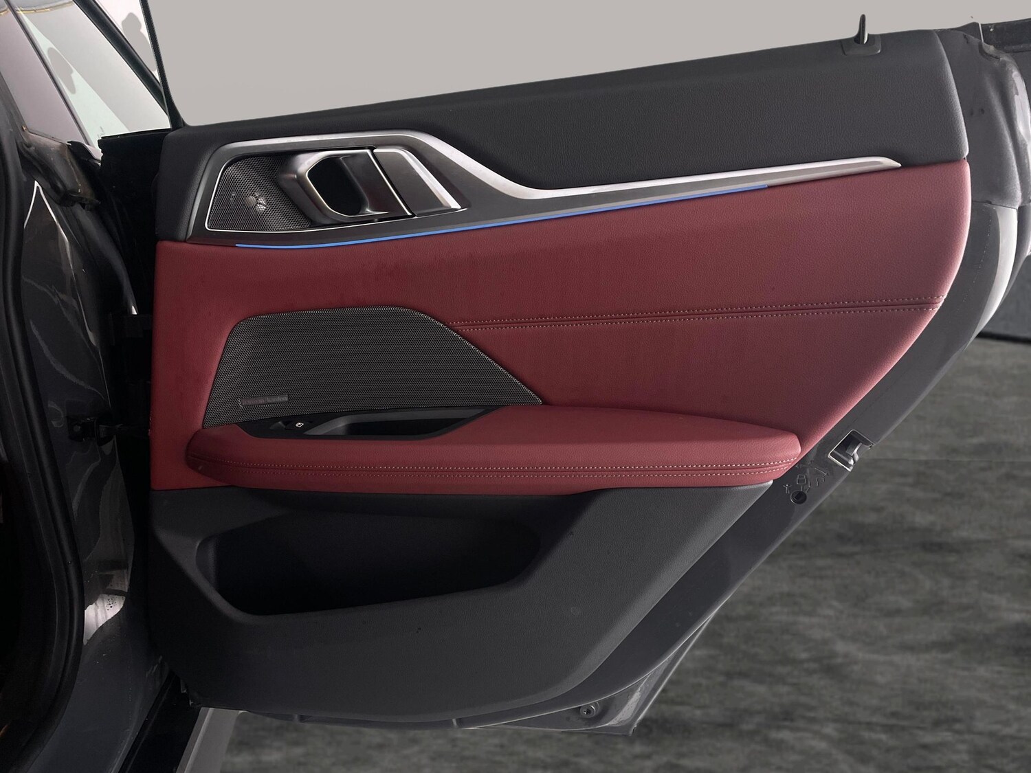 Used BMW i4 2023 for sale - 78122663: Photo 39