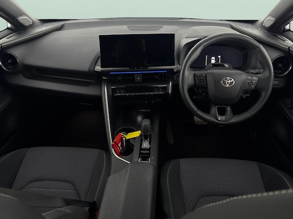 Used Toyota C-HR 2024 for sale - 76312719: Photo 11