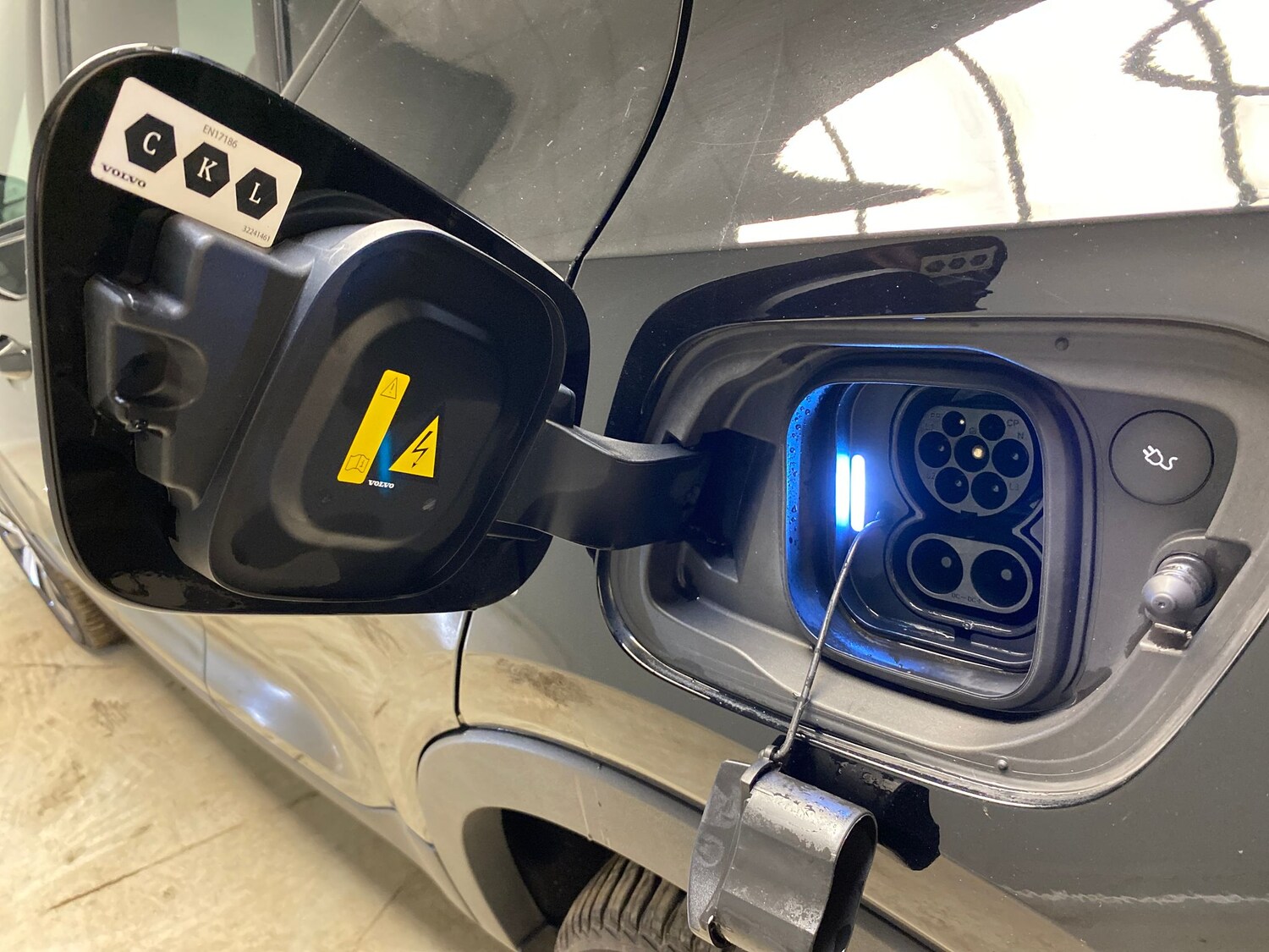 Used Volvo XC40 2022 for sale - 77960531: Photo 27