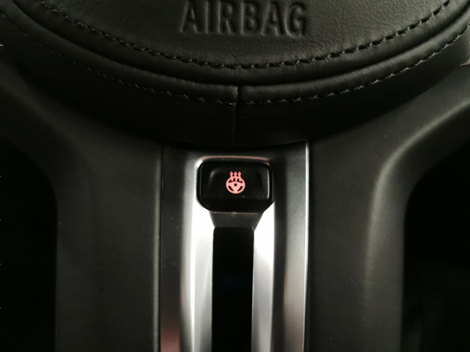 Used BMW i4 2022 for sale - 77347436: Photo 16