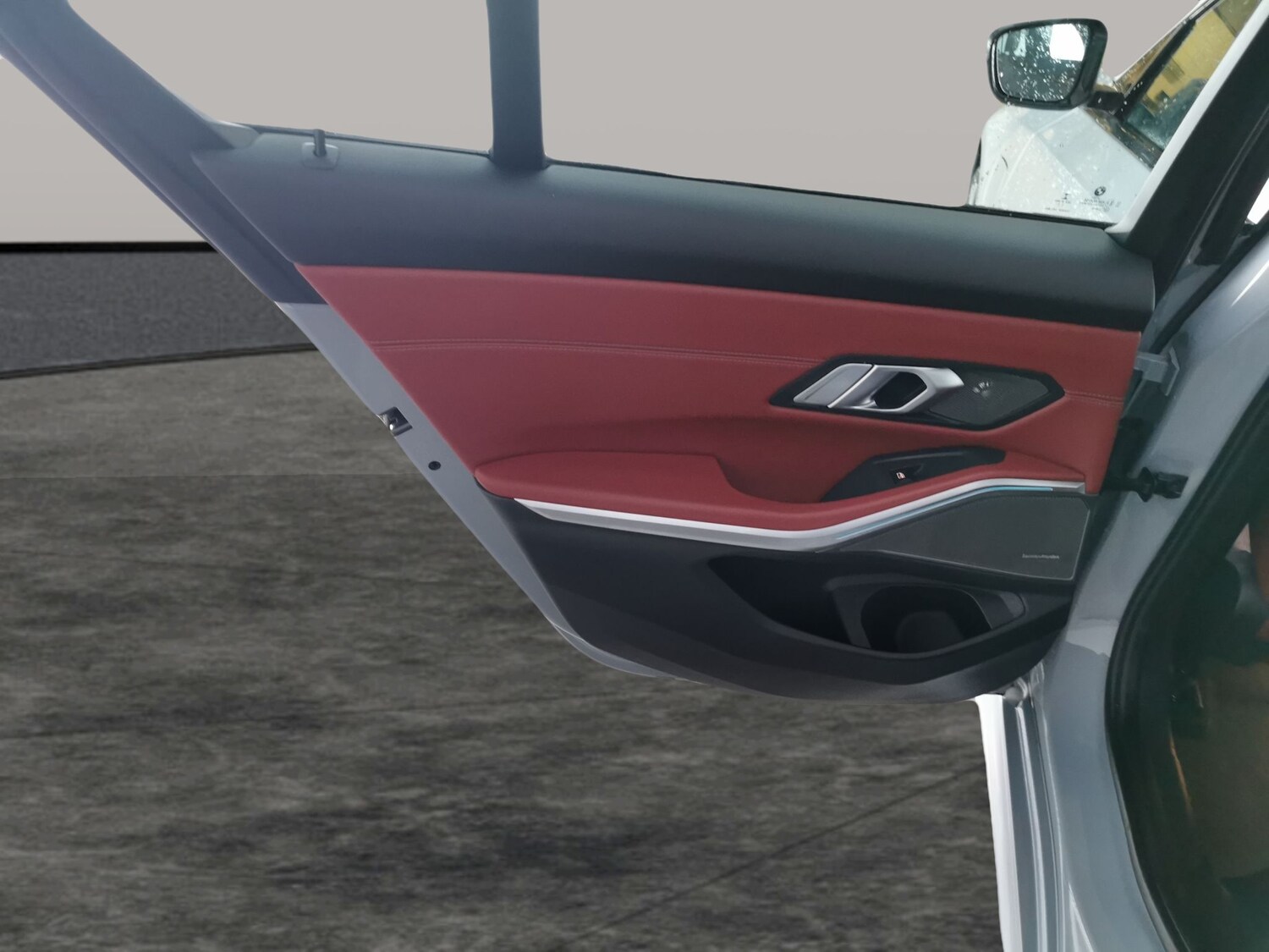 Used BMW 3 Series 2023 for sale - 77552675: Photo 32