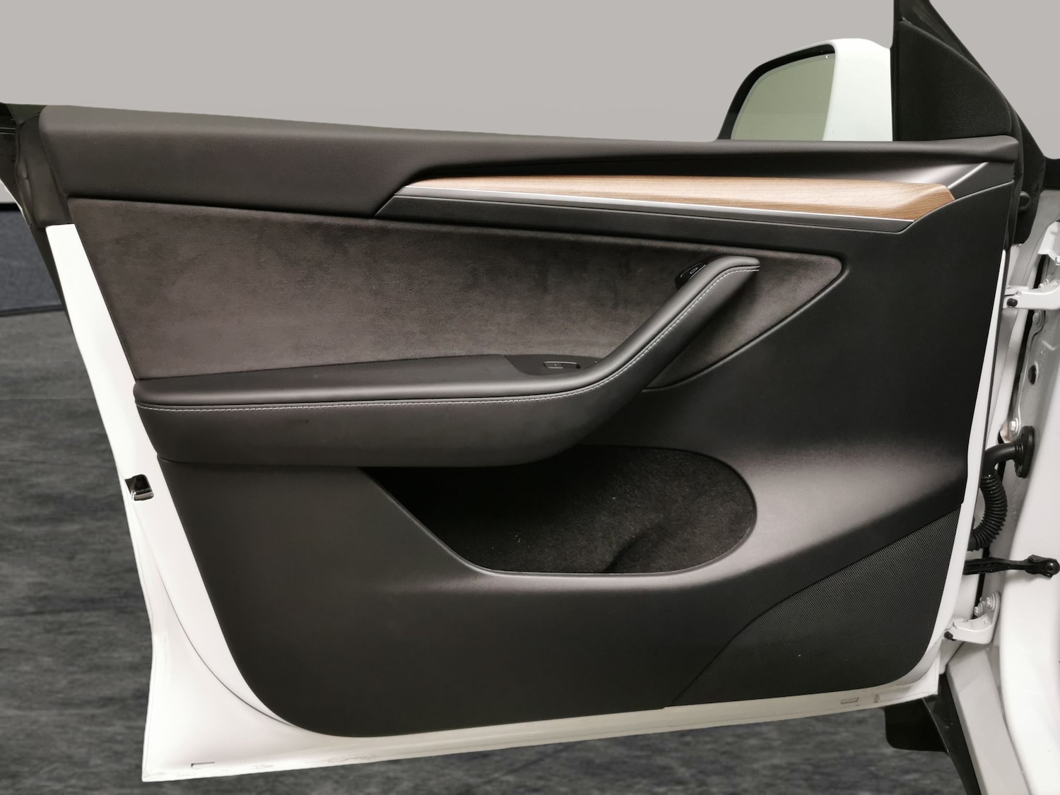 Used Tesla Model Y 2024 for sale - 77804238: Photo 27