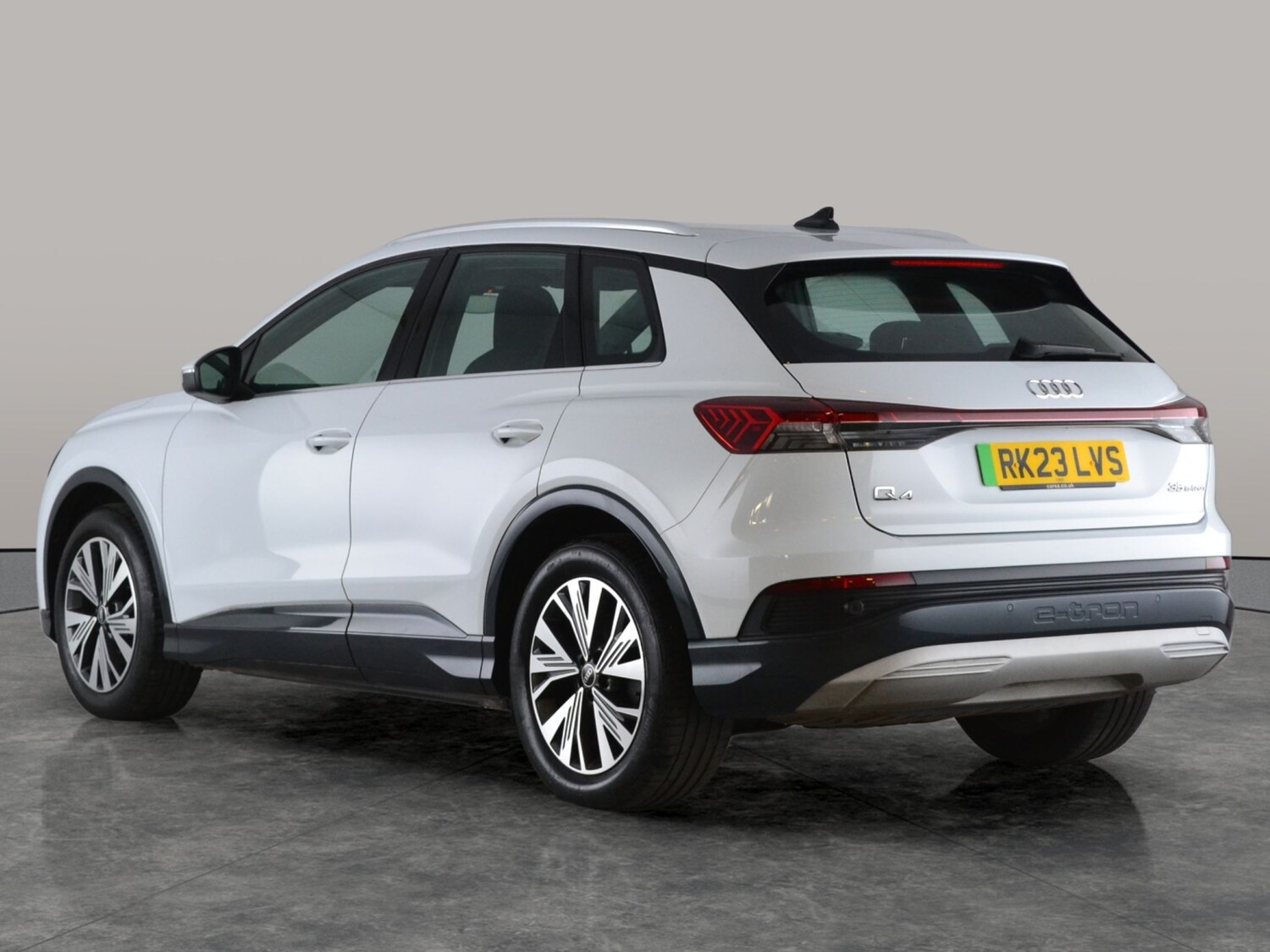 Used Audi Q4 e-tron 2023 for sale - 77934739: Photo 7