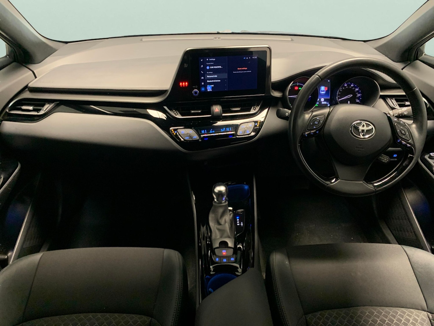 Used Toyota C-HR 2022 for sale - 76937765: Photo 8