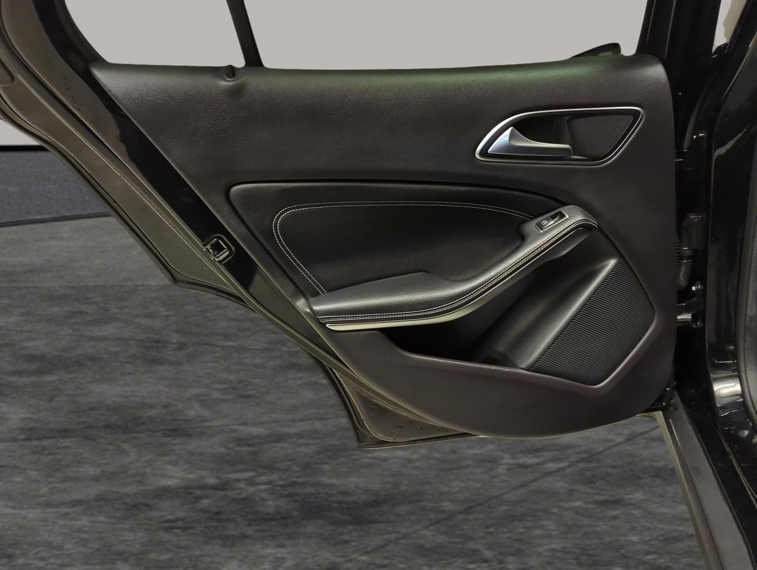 Used Mercedes-Benz GLA 2019 for sale - 77447805: Photo 27