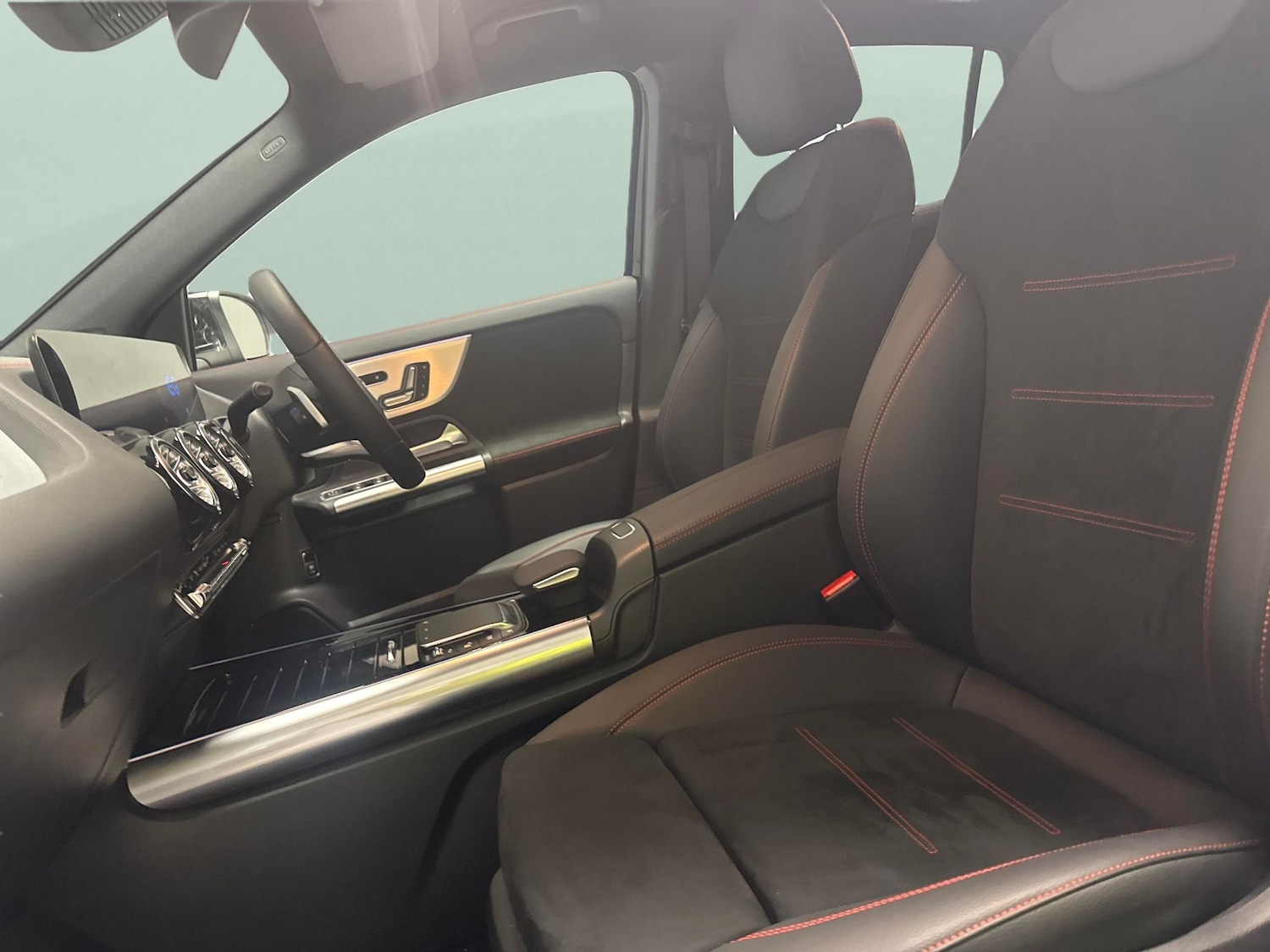 Used Mercedes-Benz EQA 2023 for sale - 77296501: Photo 4