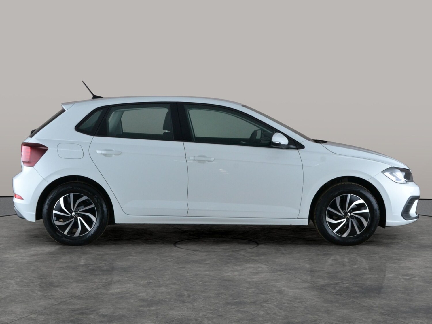 Used Volkswagen Polo 2023 for sale - 78142074: Photo 8
