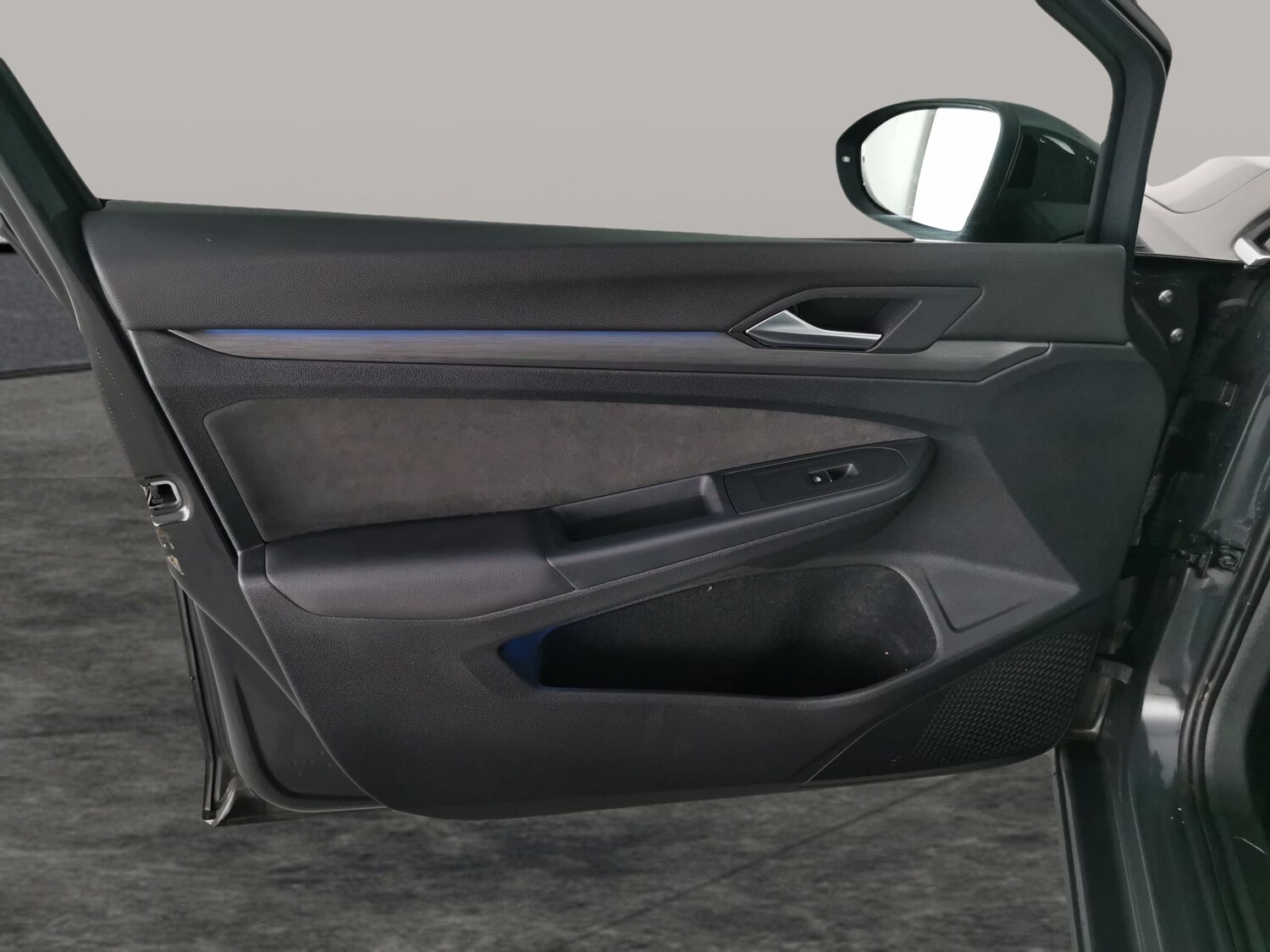 Used Volkswagen Golf 2023 for sale - 77555710: Photo 24