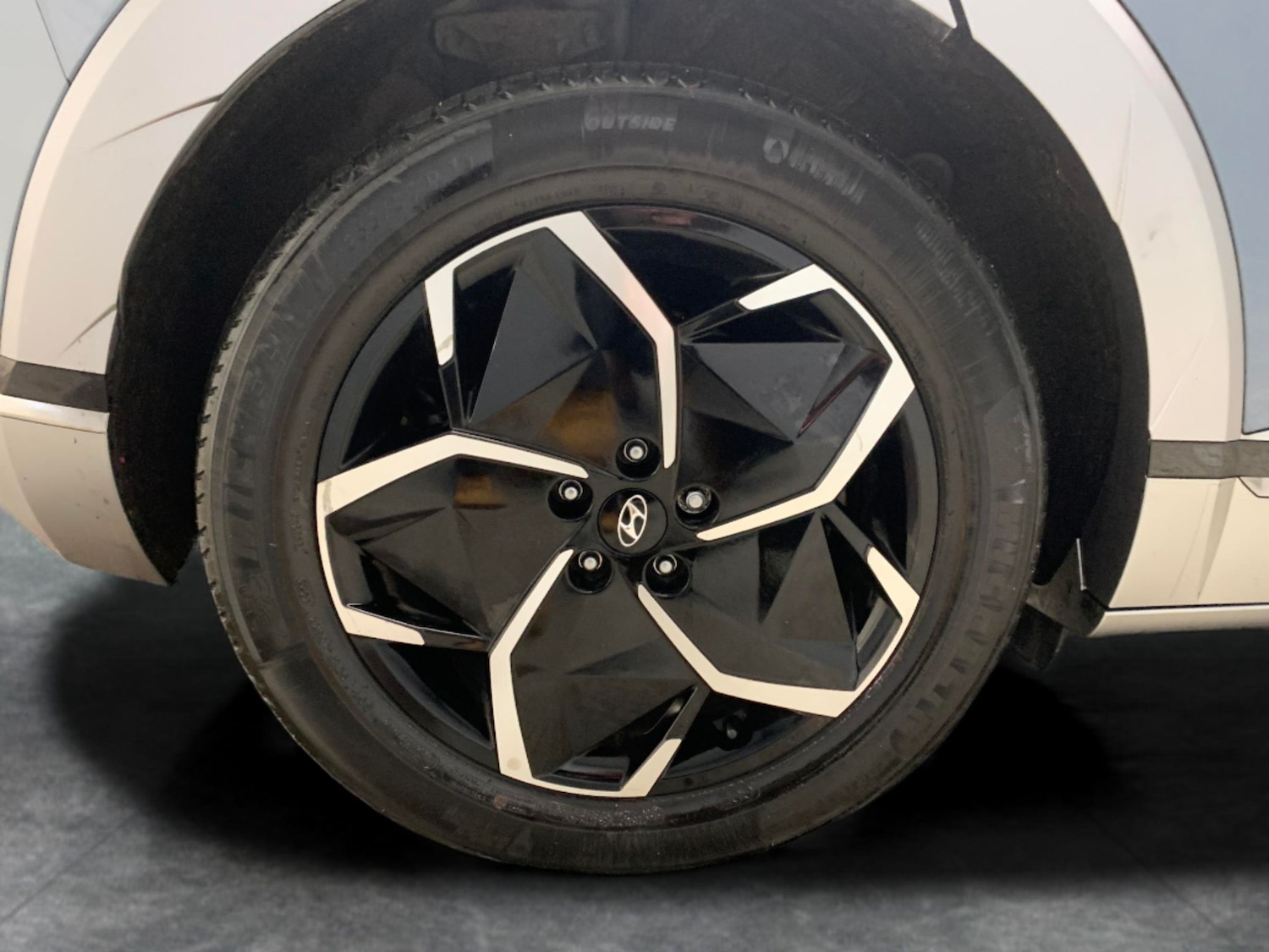 Used Hyundai IONIQ 5 2024 for sale - 77614907: Photo 22