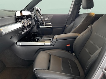 Used Mercedes-Benz EQB 2025 for sale - 79367355: Photo