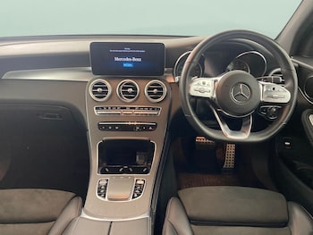 Used Mercedes-Benz GLC 2020 for sale - 77083788: Photo