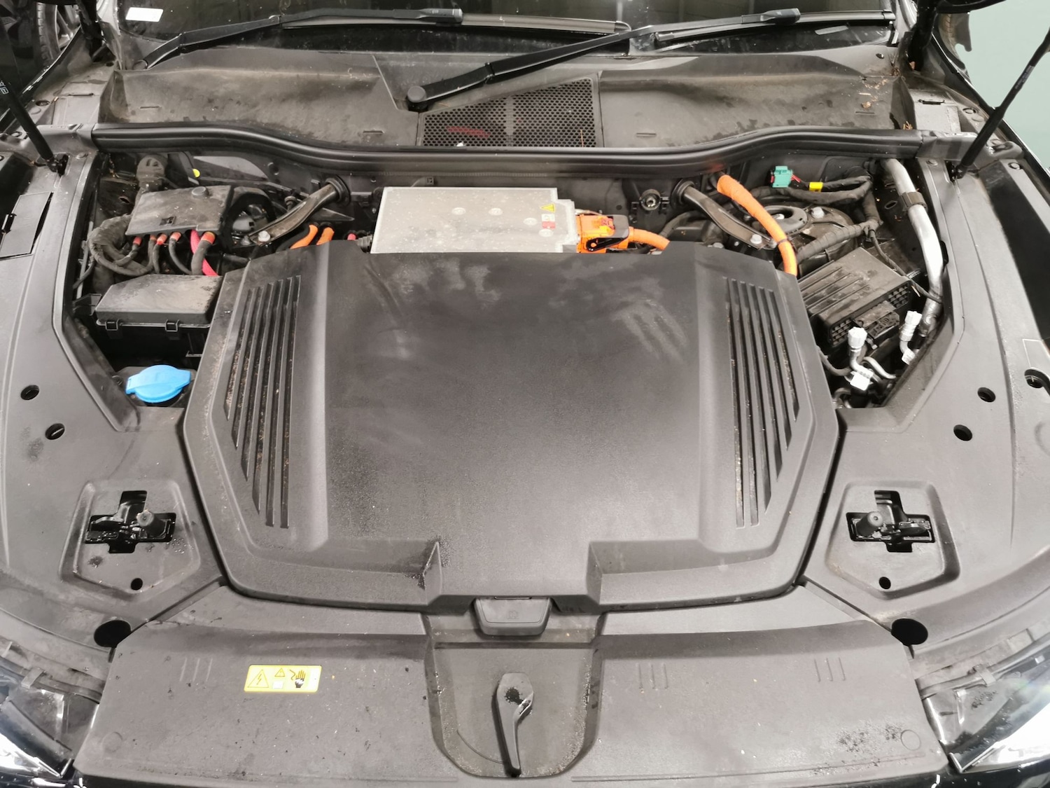 Used Audi e-tron 2023 for sale - 77244837: Photo 38