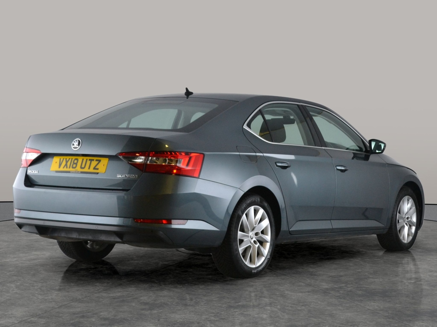 Used Skoda Superb 2018 for sale - 76379152: Photo 12