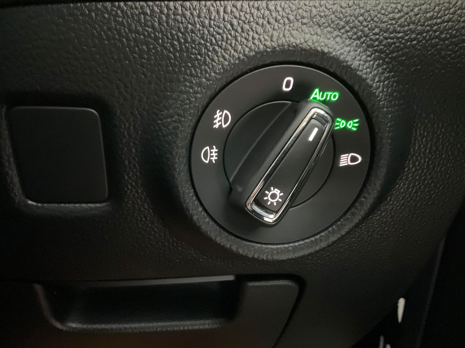 Used Skoda Superb 2018 for sale - 76379152: Photo 29