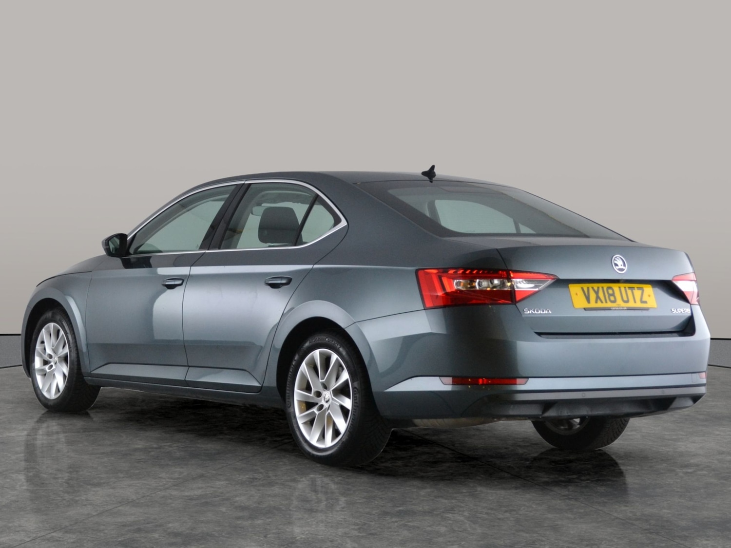 Used Skoda Superb 2018 for sale - 76379152: Photo 9