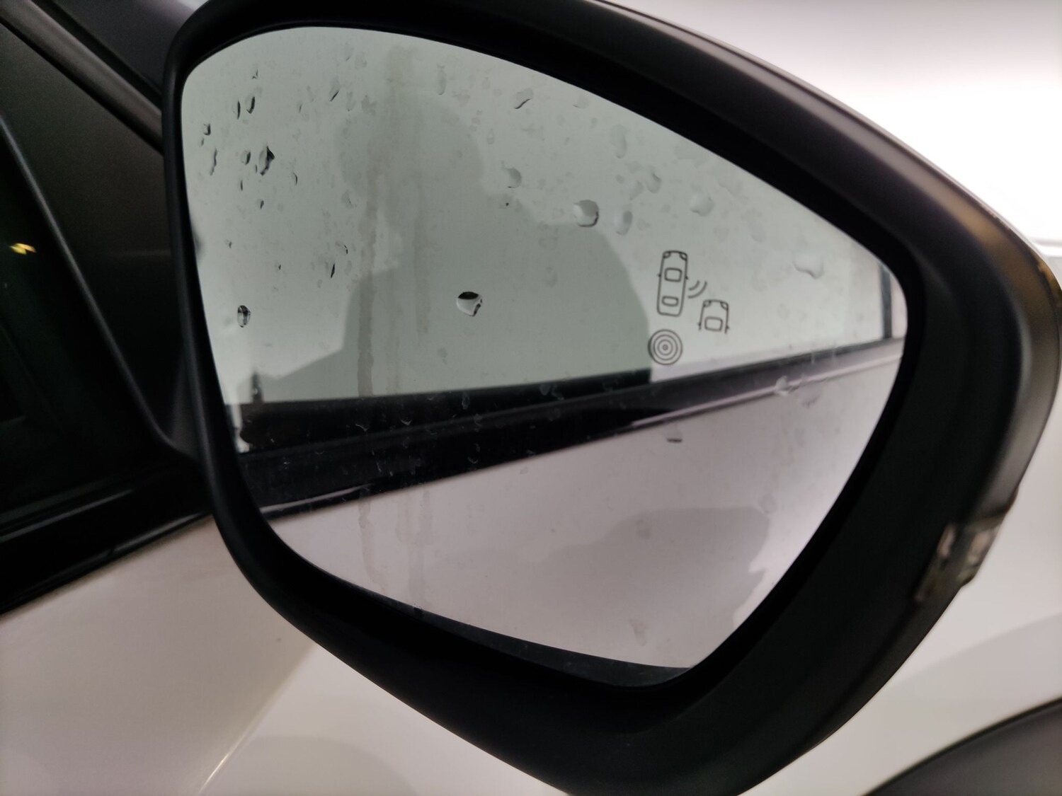 Used Peugeot 2008 2022 for sale - 77974428: Photo 15