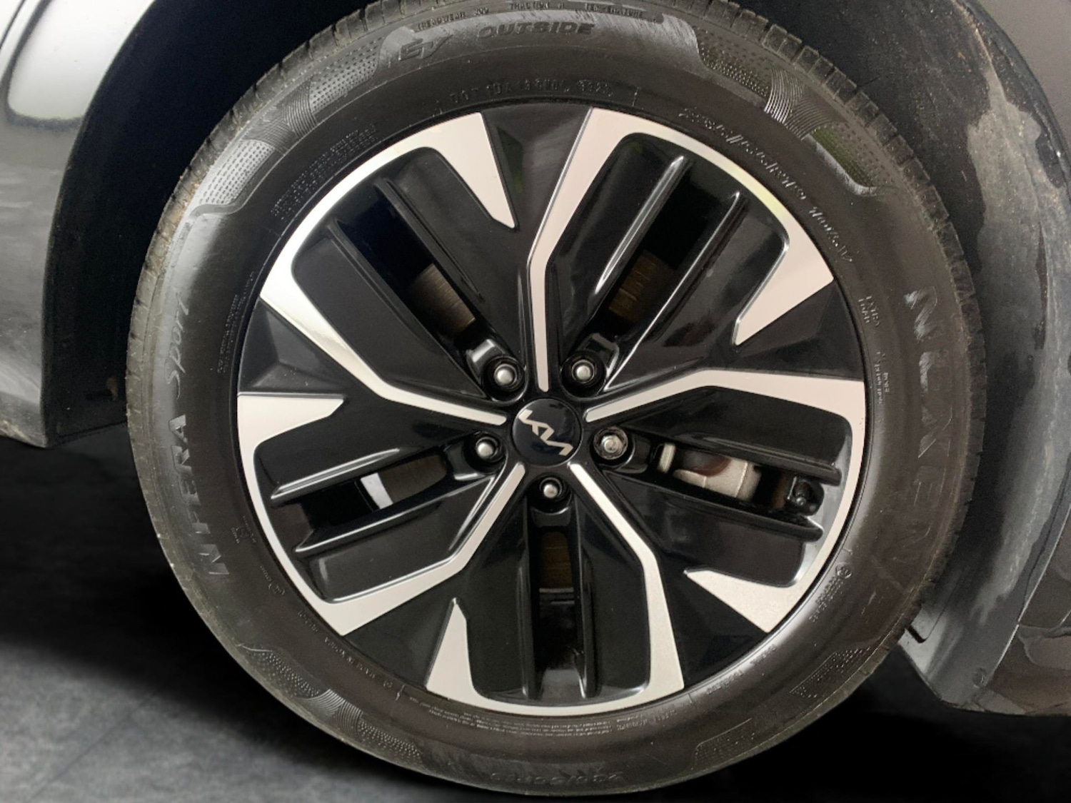 Used Kia EV6 2021 for sale - 76935082: Photo 25