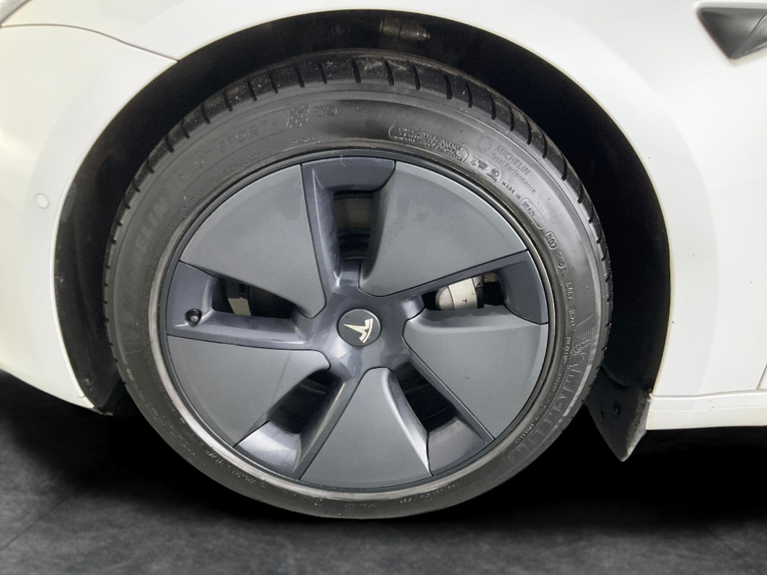 Used Tesla Model 3 2021 for sale - 76382943: Photo 34