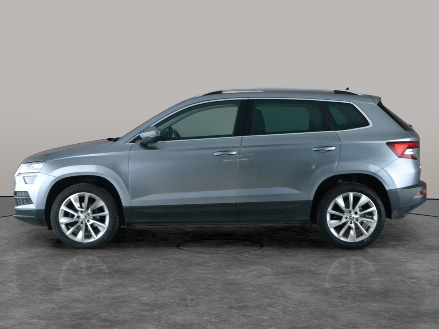 Used Skoda Karoq 2019 for sale - 77814979: Photo 13