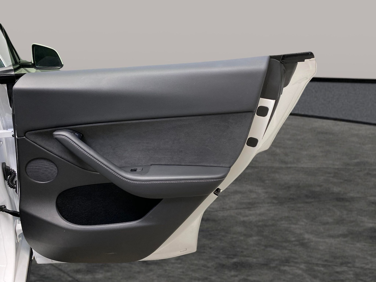 Used Tesla Model Y 2023 for sale - 77902114: Photo 29