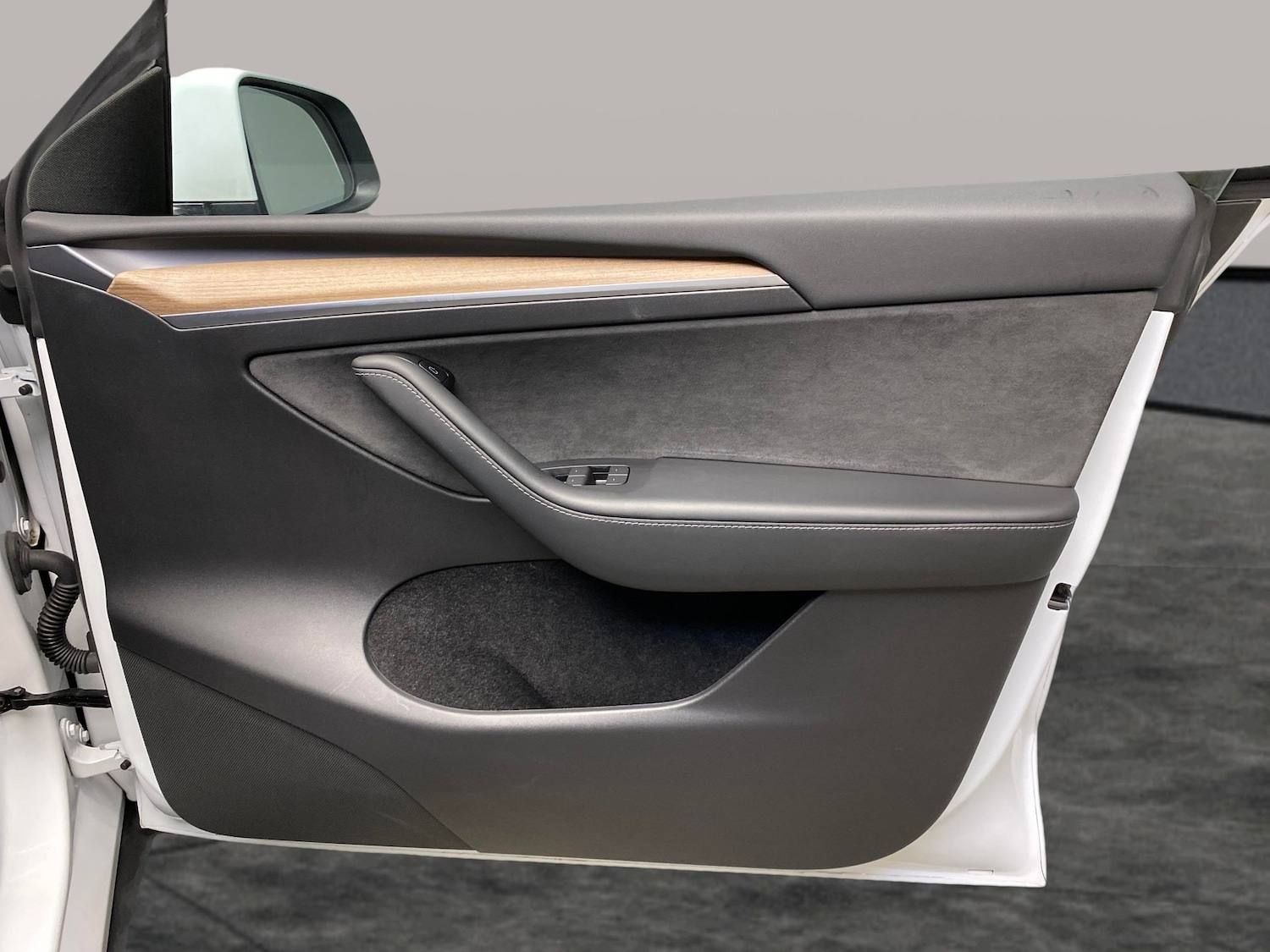 Used Tesla Model Y 2023 for sale - 77902114: Photo 30