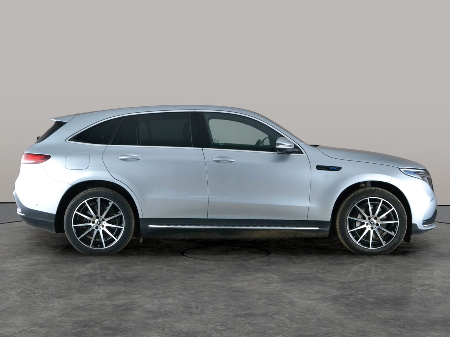 Used Mercedes-Benz EQC 2022 for sale - 77804189: Photo 10