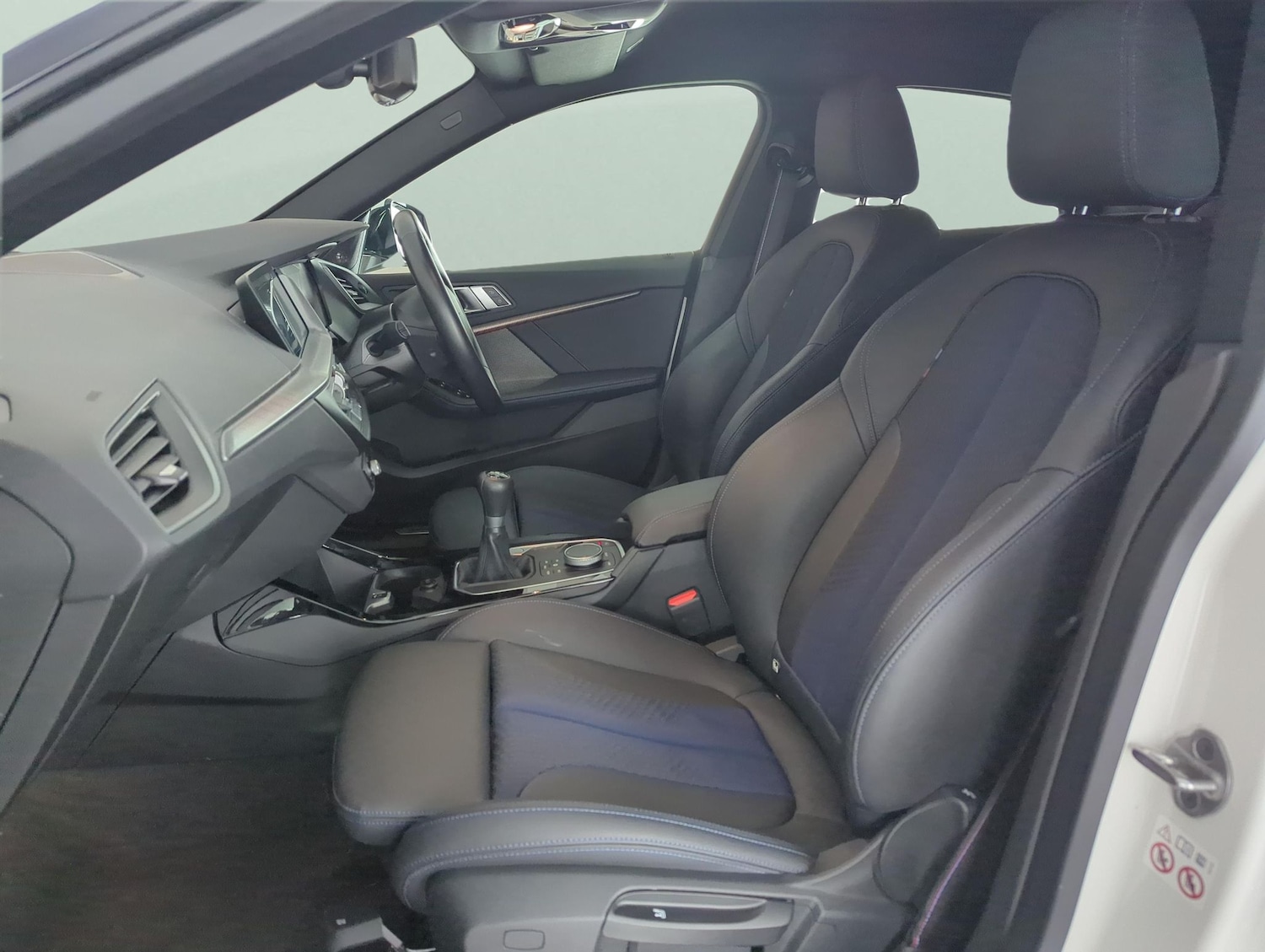 Used BMW 2 Series 2023 for sale - 77856032: Photo 4