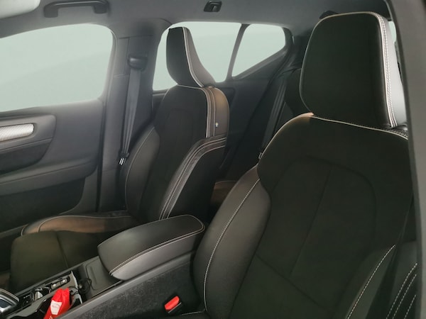 Used Volvo XC40 2020 for sale - 76310221: Photo 4